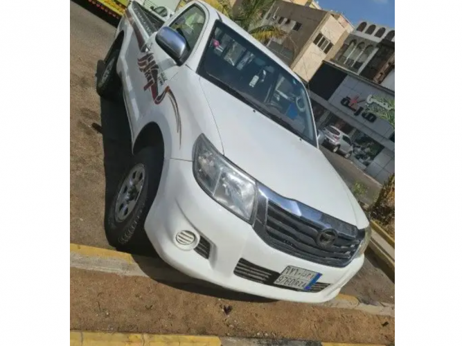  سيارة مسروقة من شهر