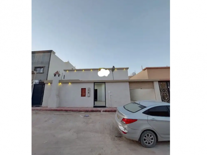  بيت للبيع في حي طويق