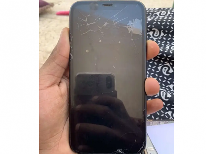  ايفون xr