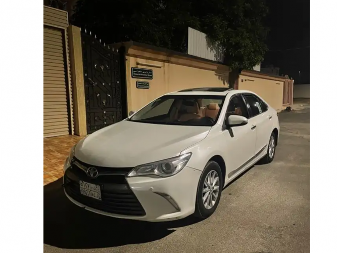  كامري 2016 GLX