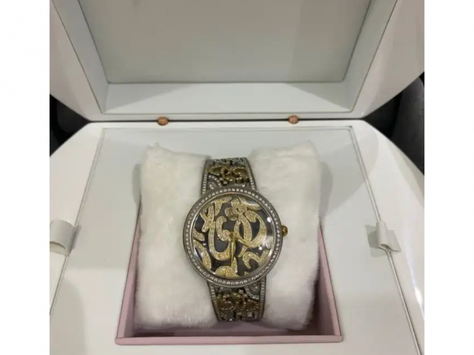  ساعه الماس صافي للبيع