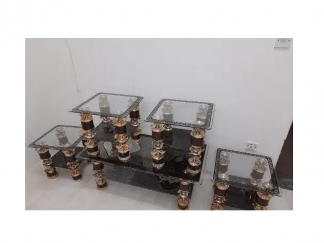  للبيع طقم طاولات