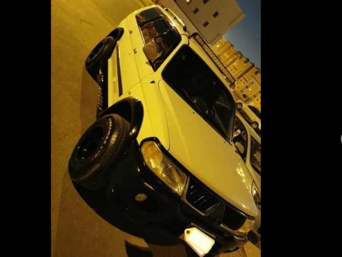  سيارة ناتيفا ميتسوبيش