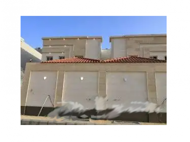  للبيع فيلا دوبلكس شبه منفصل بحي الكوثر