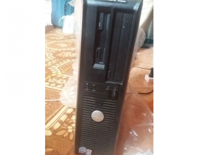  كمبيوتر مكتبي ديل icore3