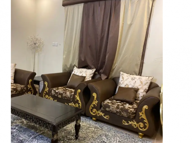  كنب مع طاوله مع ستاره 